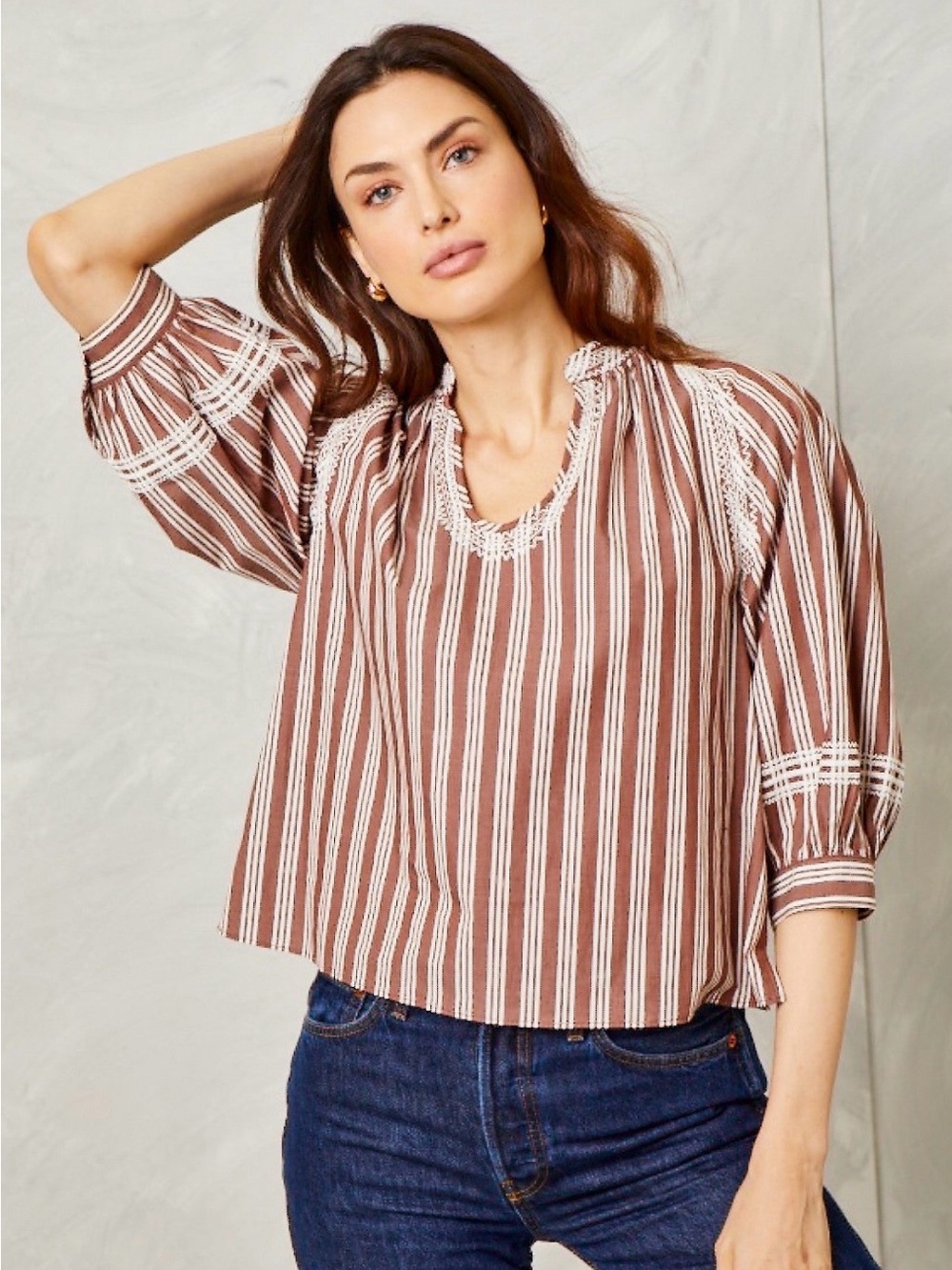 Perfect like new CARTOLINA Women’s Embroidered Eleanor top M